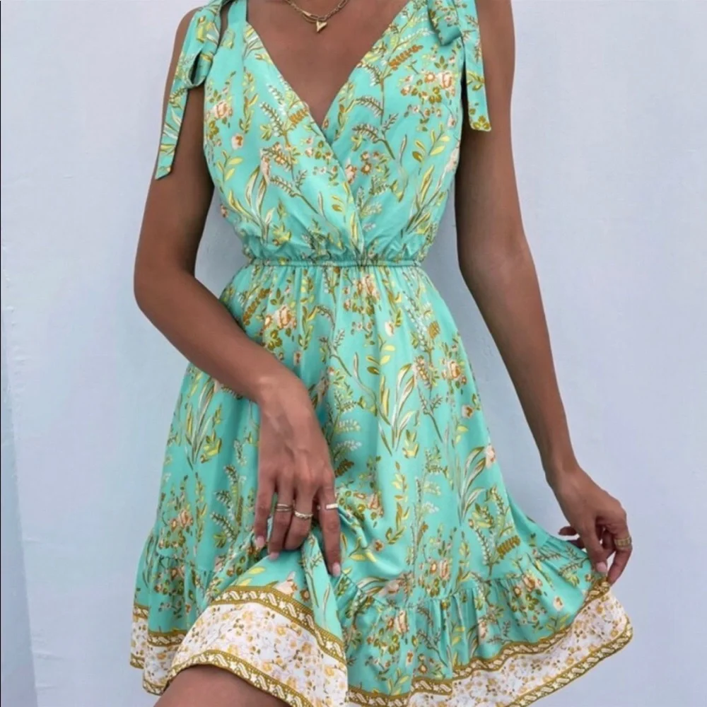 Boho Mint Floral Print Ruffle Dress - Picture 5 of 6